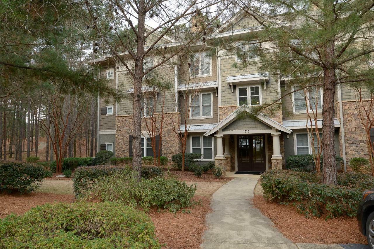 The Village Condo Greensboro Eksteriør billede